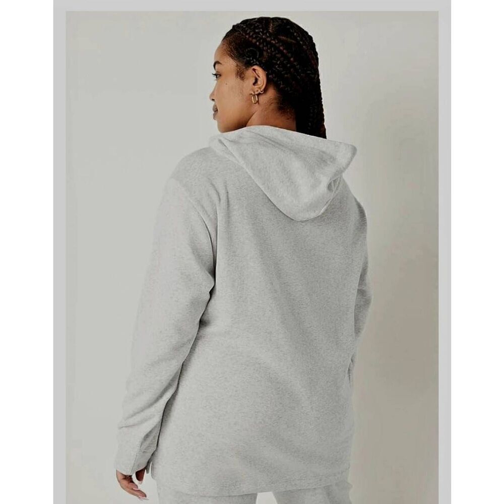 NWT VICTORIA SECRET LOGO OPEN HEM CAMPUS SWEATSHIRT - Picture 3 of 6